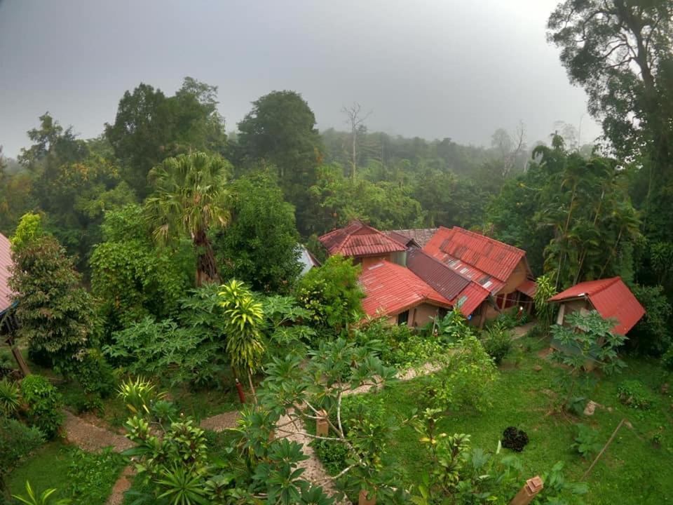 Aerie Lodge Pang Mapha Esterno foto