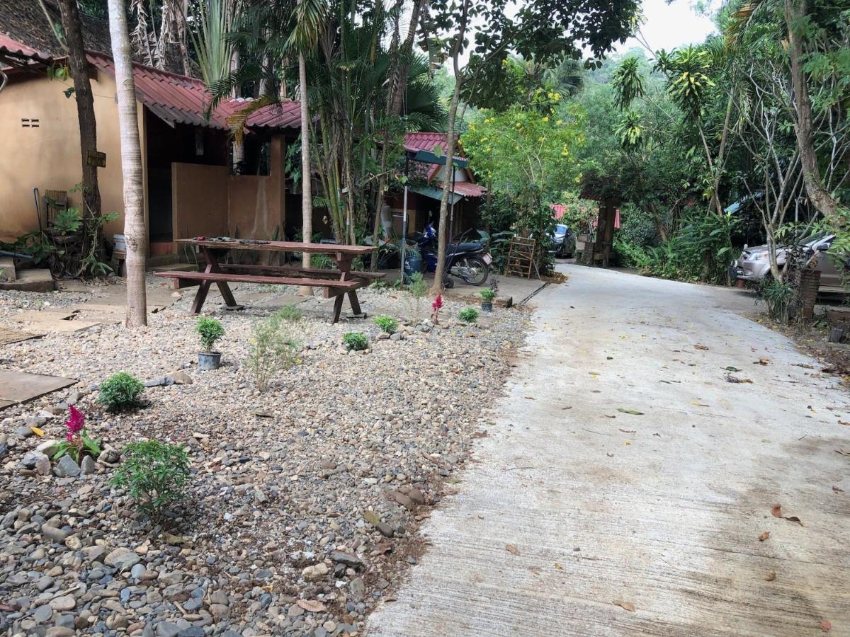 Aerie Lodge Pang Mapha Esterno foto