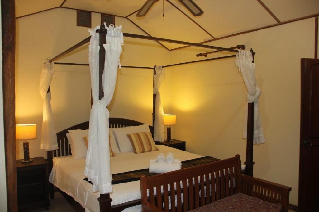 Aerie Lodge Pang Mapha Esterno foto